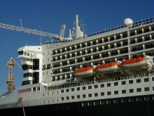 Cunard Queen Mary - ©CMR 2003
